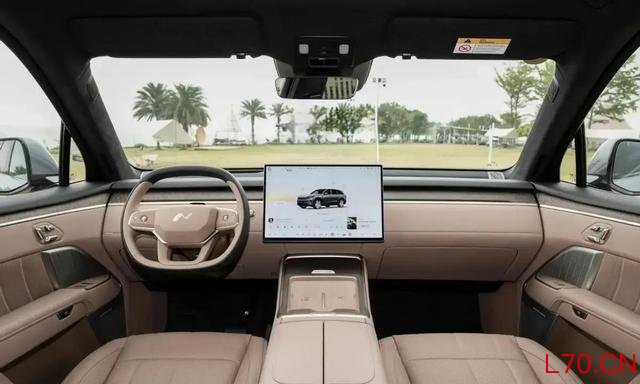 大型SUV售价不到16万？续航615km后驱配置，一解析乐道L80价值-有驾